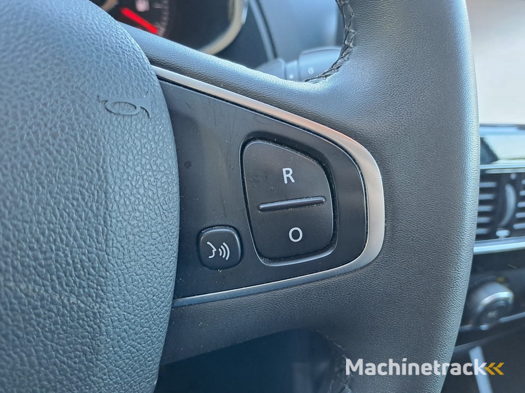 Renault Clio Estate 0.9 TCe Limited | Airco | Cruise | Navi | Trekhaak | LMV |