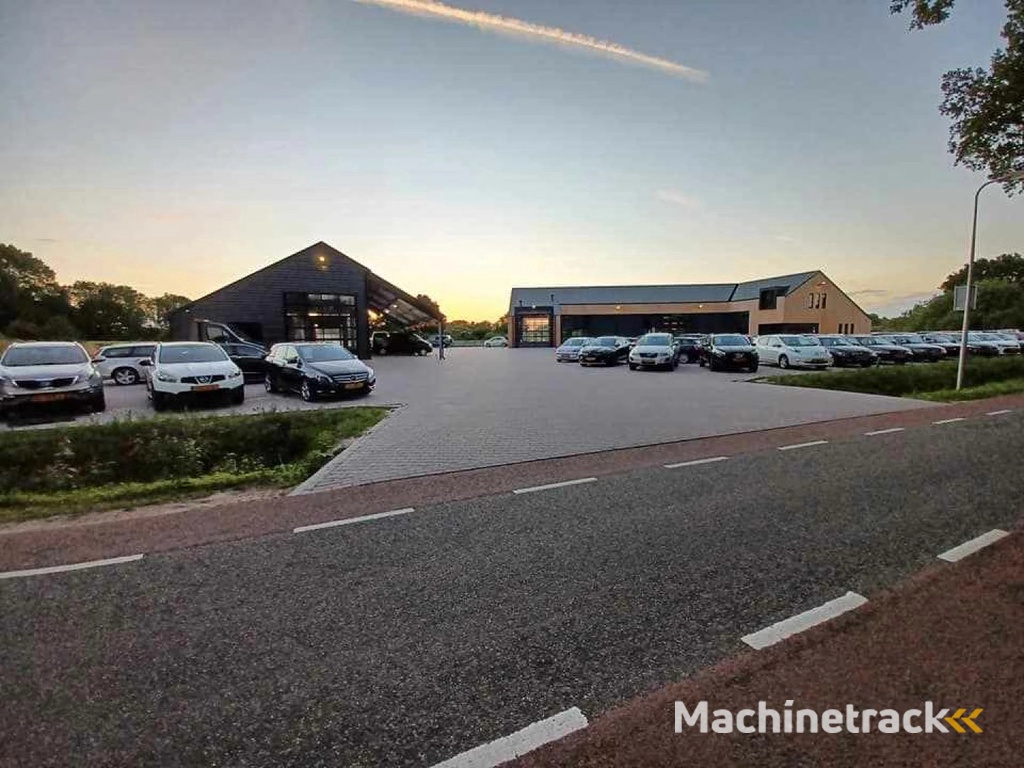 Mercedes-Benz GLA-klasse 180 Activity Edition | Navi | Camera | Afn. Trekhaak | Elektr. A. klep | Sportinterieur |