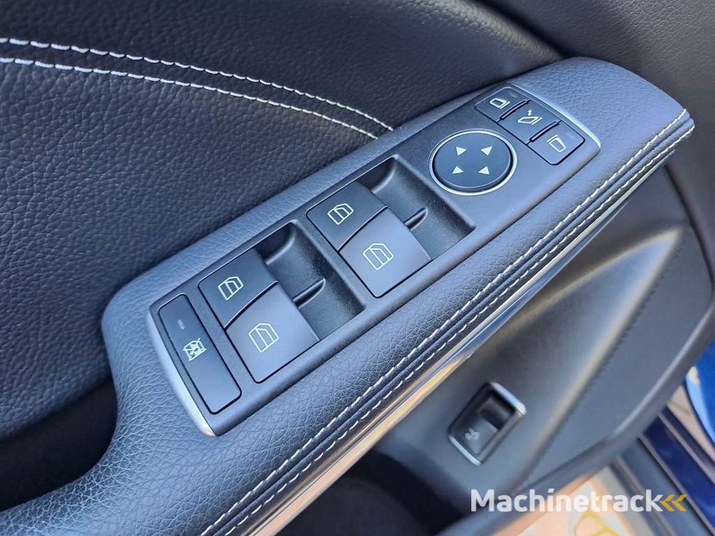 Mercedes-Benz GLA-klasse 180 Activity Edition | Navi | Camera | Afn. Trekhaak | Elektr. A. klep | Sportinterieur |