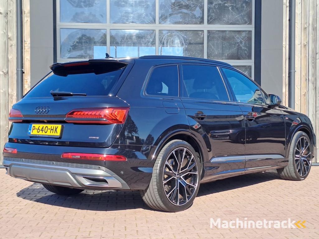 Audi Q7 55 TFSI e quattro Pro Line Plus S-line | Matrix LED | Luchtvering | Trekhaak | Leder | Keyless | HUD | Camera | ACC |