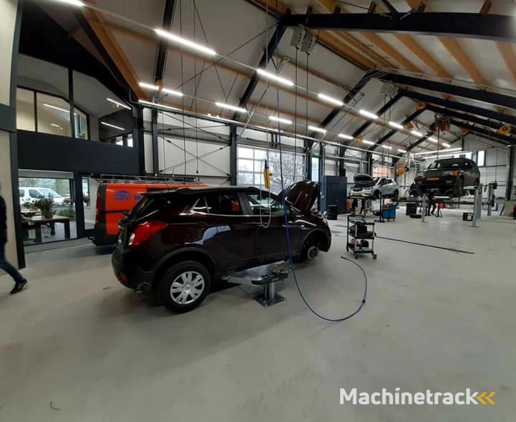 Mercedes-Benz GLA-klasse 180 Activity Edition | Navi | Camera | Afn. Trekhaak | Elektr. A. klep | Sportinterieur |