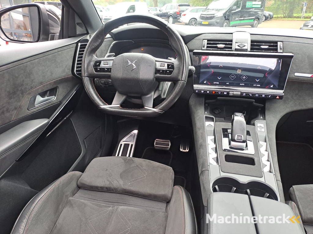 DS 7 Crossback 1.2 PureTech Executive | Automaat | Pano | Trekhaak| LED | Navi | Camera | Keyless |