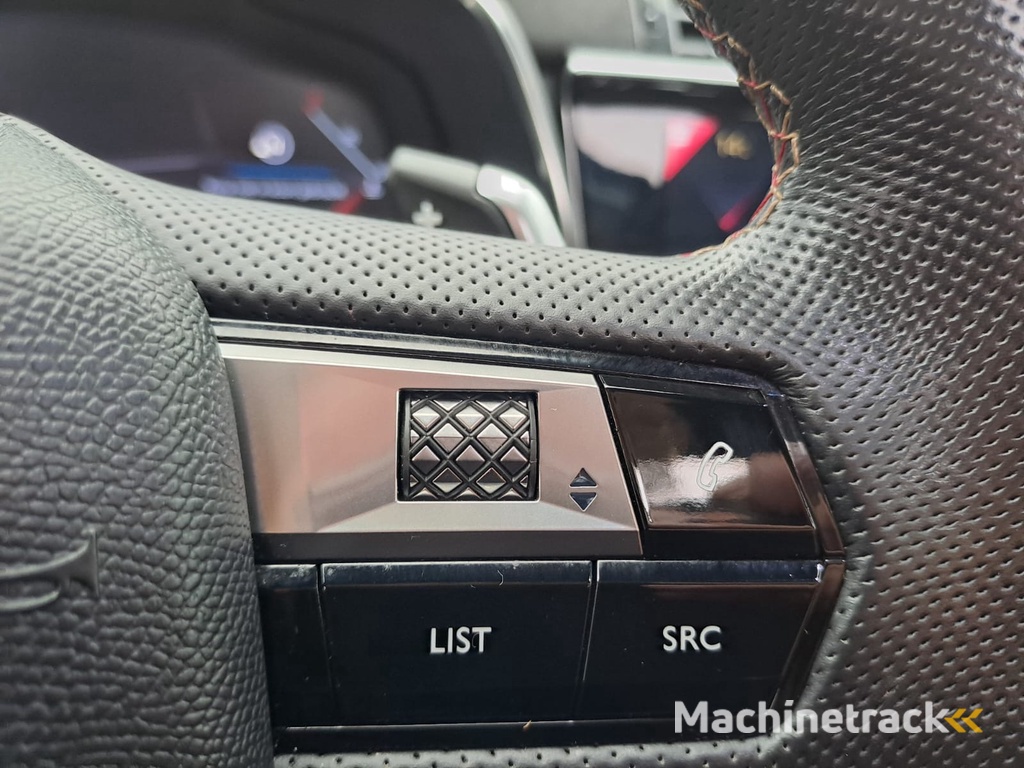 DS 7 Crossback 1.2 PureTech Executive | Automaat | Pano | Trekhaak| LED | Navi | Camera | Keyless |