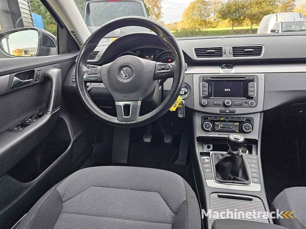 Volkswagen Passat Variant 1.4 TSI Highline BlueMotion | Navi | Stoelverwarming | Climatronic | LMV | PDC | Park Assist | All-seasons |