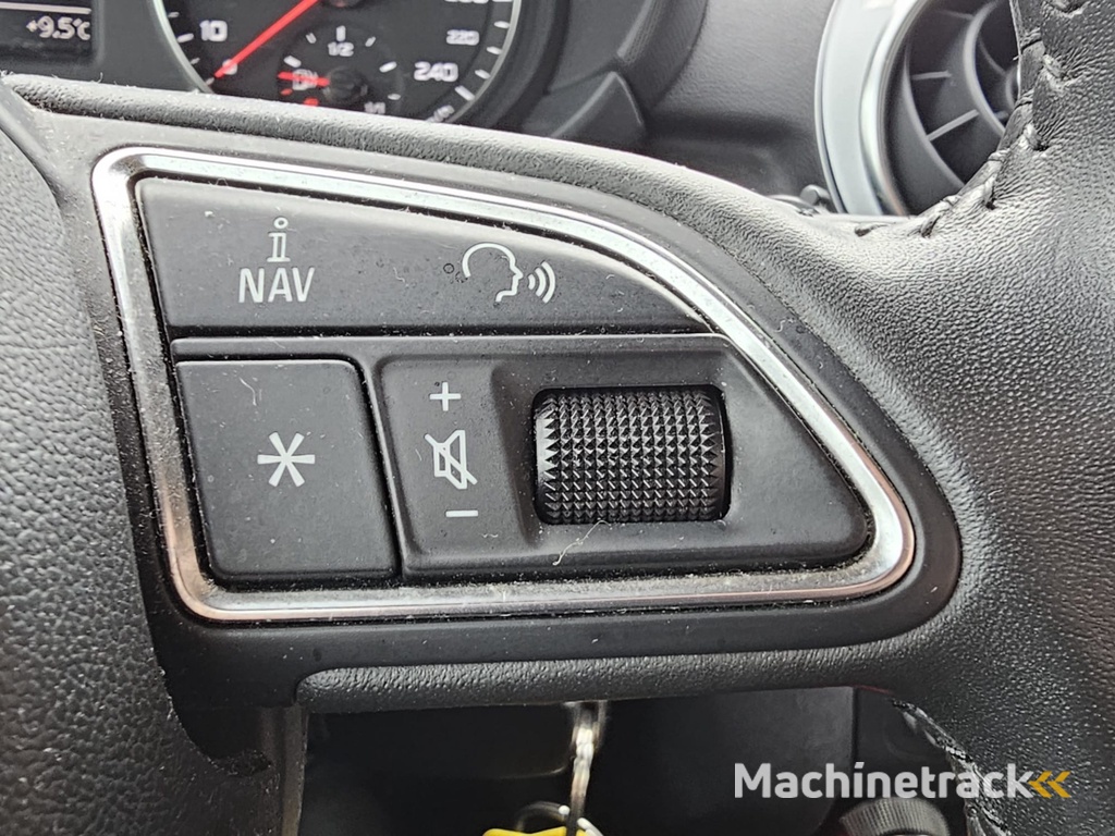 Audi A1 Sportback 1.2 TFSI Pro Line S | Xenon | Navi | Twotone | LMV | Parkeersensoren achter |