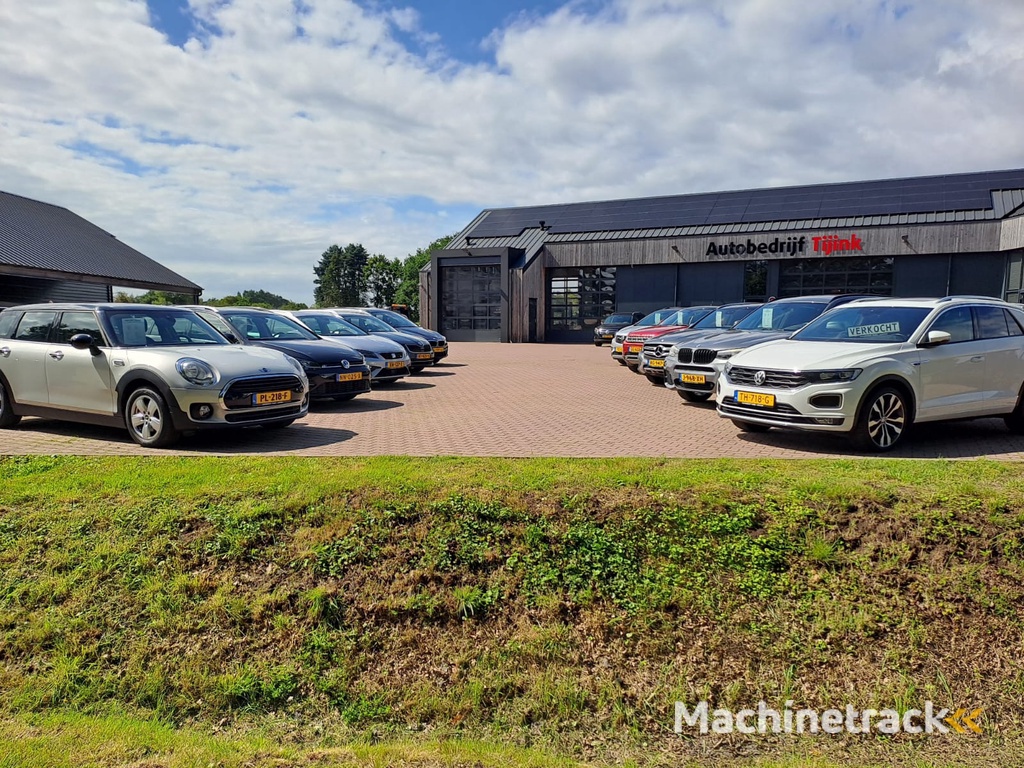 Hyundai ix20 1.6i i-Vision | Stoelverwarming | Trekhaak | All-seasons | LMV | Parkeersensoren achter |