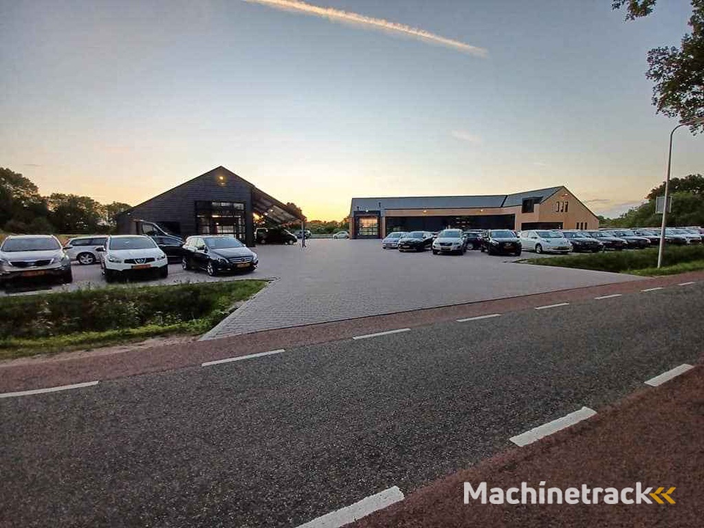 Hyundai ix20 1.6i i-Vision | Stoelverwarming | Trekhaak | All-seasons | LMV | Parkeersensoren achter |