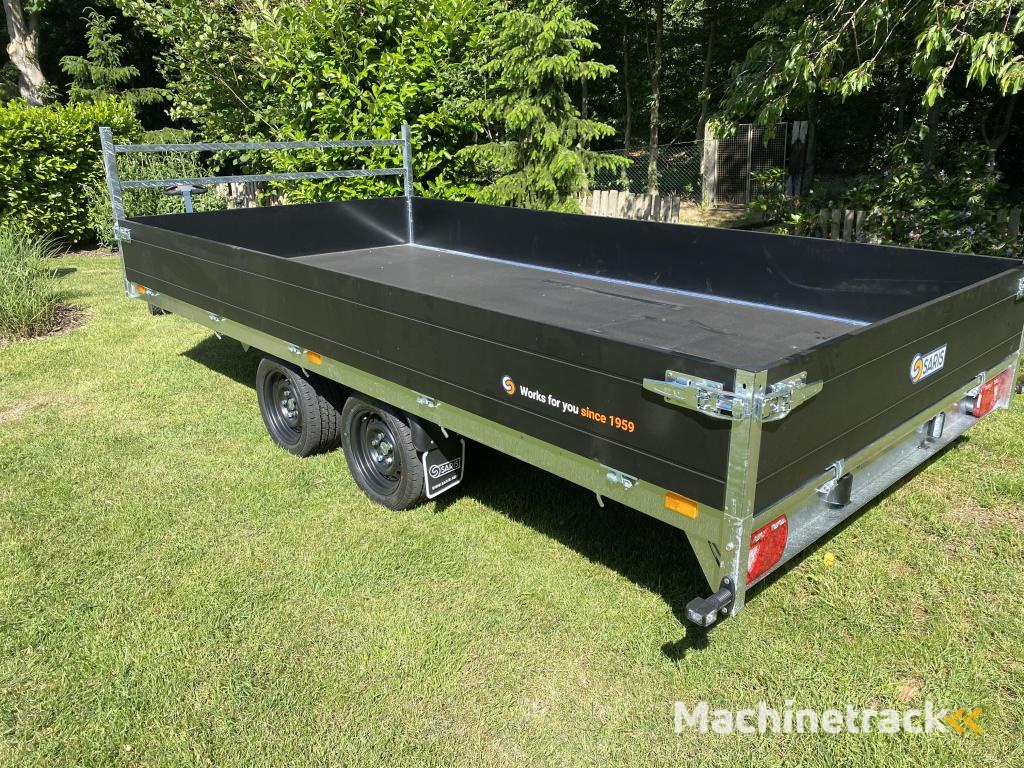 Saris PL 406 204 2700 2  XL Multitransporter LED