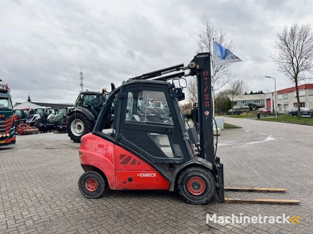 Linde H30d, 5.9m triplo mast