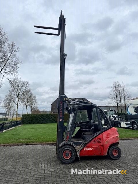 Linde H30d, 5.9m triplo mast