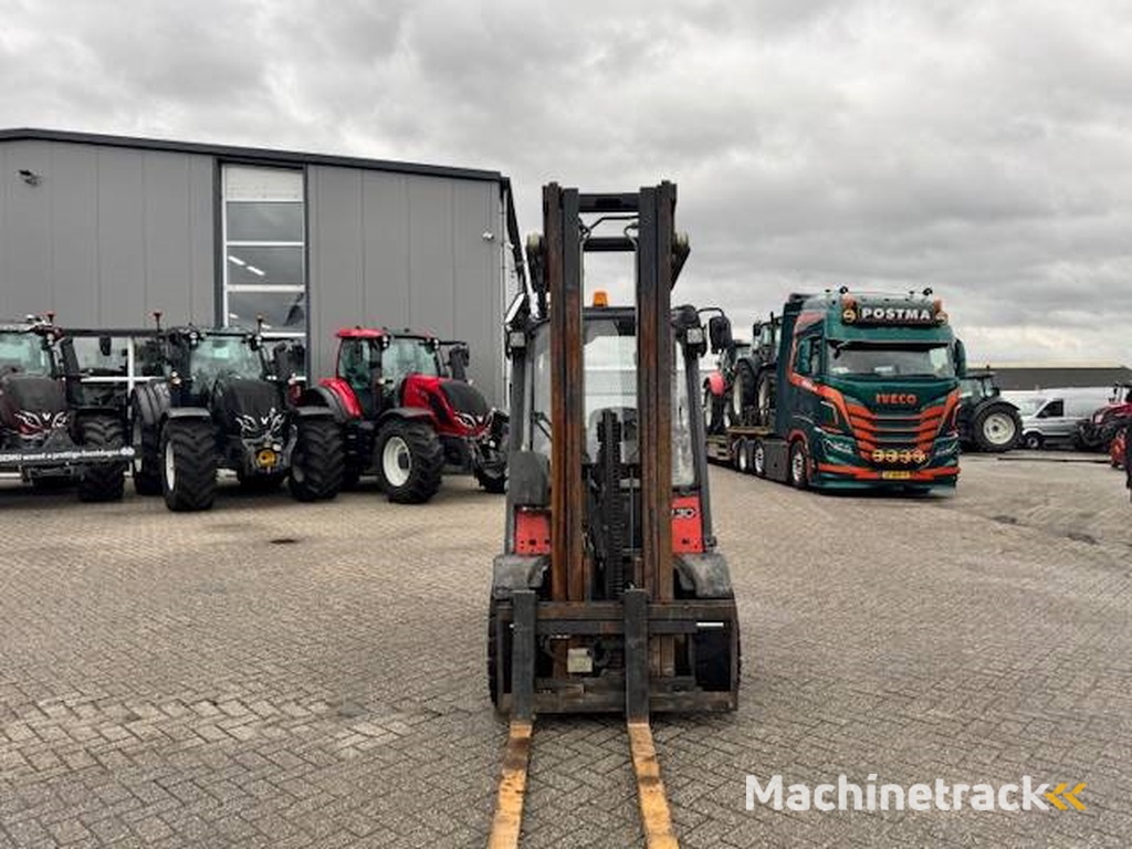 Linde H30d, 5.9m triplo mast