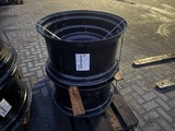 Minituur van Valtra velgen 18x38 en 15x28 zwart