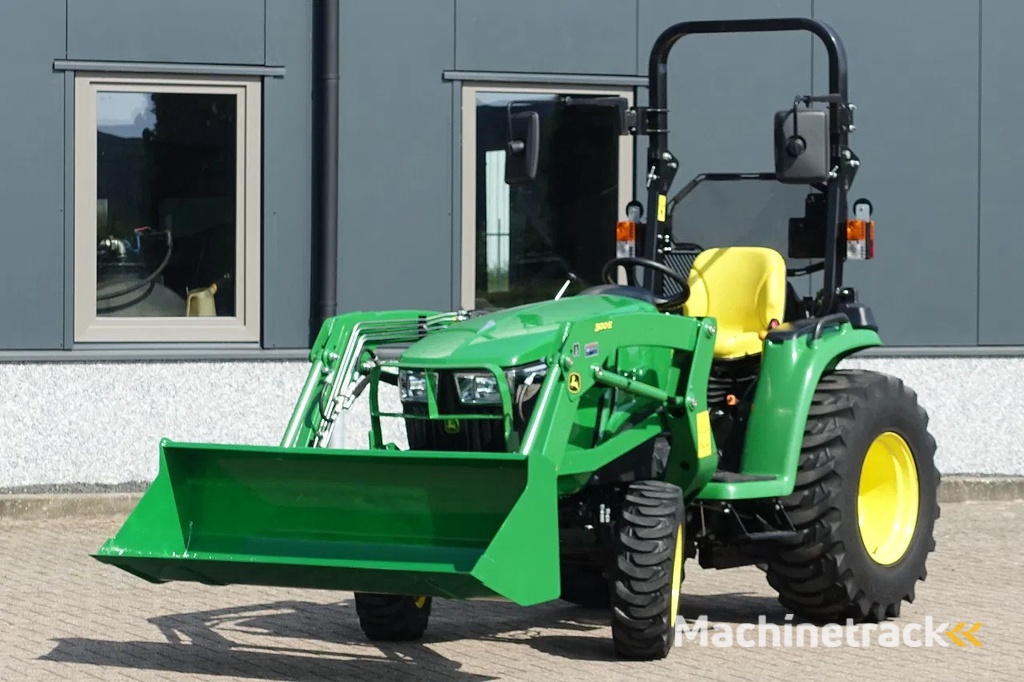 John Deere 3025E 4wd HST / 00220 Draaiuren / Voorlader