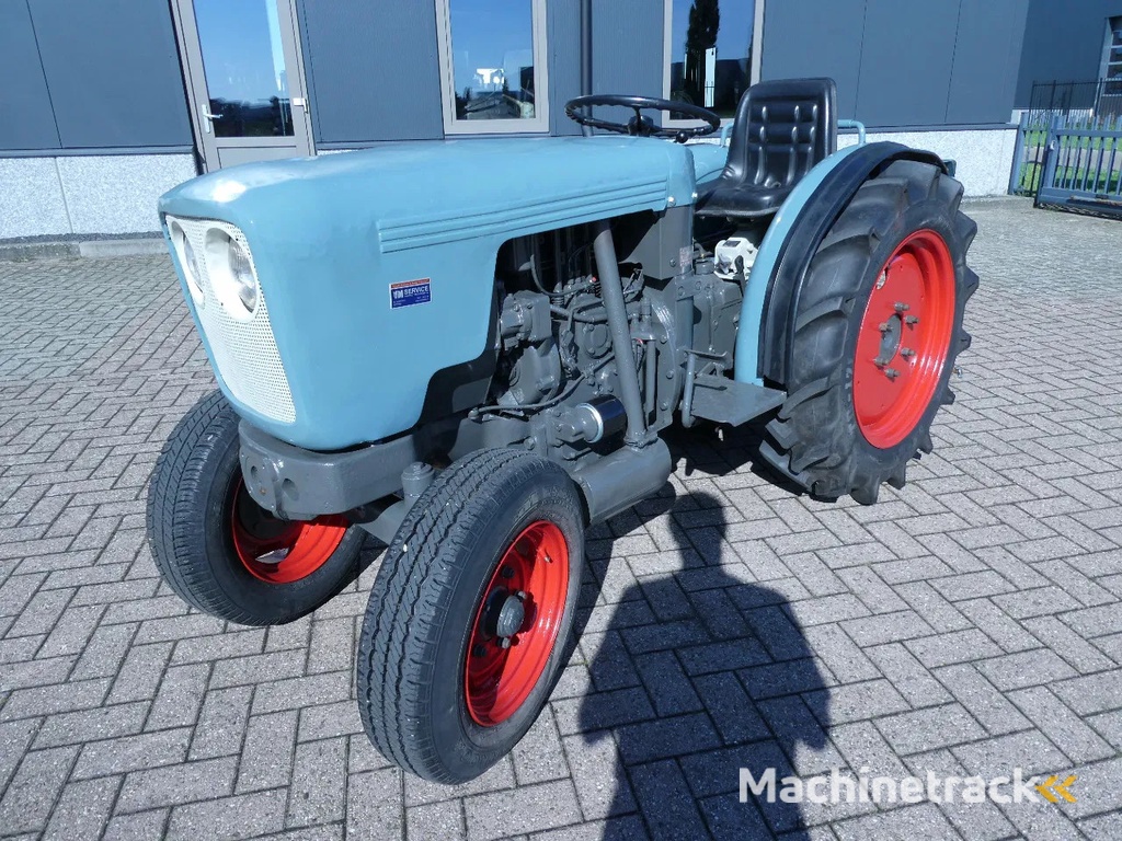 Eicher ES3705 2wd / 3666 Draaiuren / Smalspoortrekker