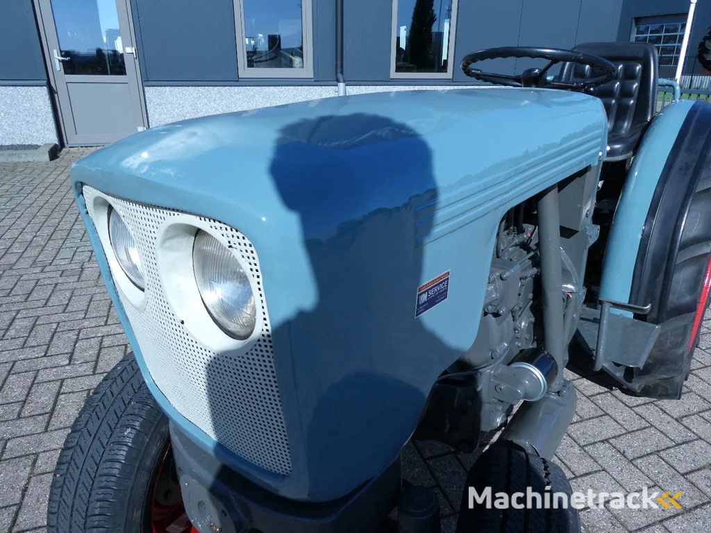 Eicher ES3705 2wd / 3666 Draaiuren / Smalspoortrekker