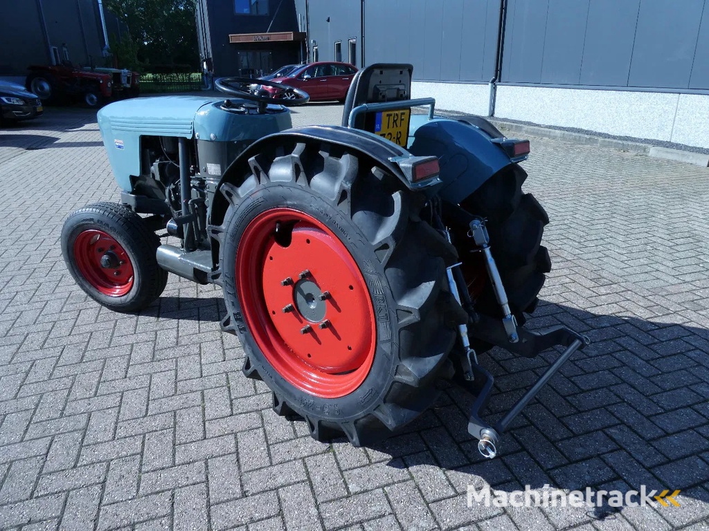 Eicher ES3705 2wd / 3666 Draaiuren / Smalspoortrekker