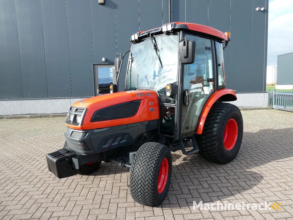 Kioti EX50 4wd HST / 02146 Draairuen / Fabriekscabine
