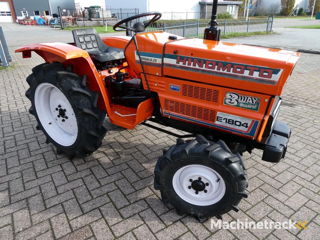 Hinomoto E1804 4wd / 1281 Draaiuren / Miditrekker