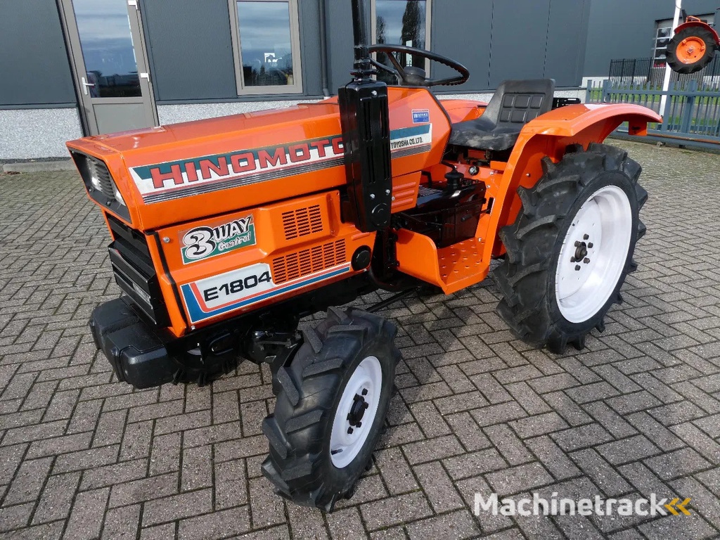 Hinomoto E1804 4wd / 1281 Draaiuren / Miditrekker