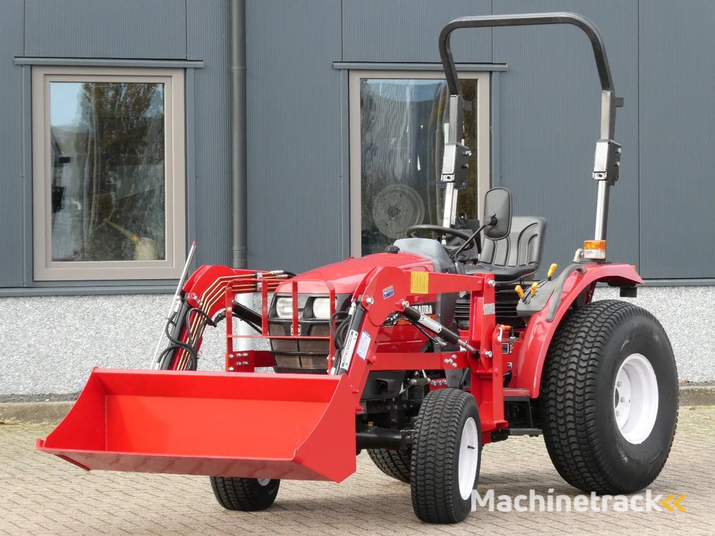 Shibaura ST330 4wd HST / 0266 Draaiuren / Voorlader