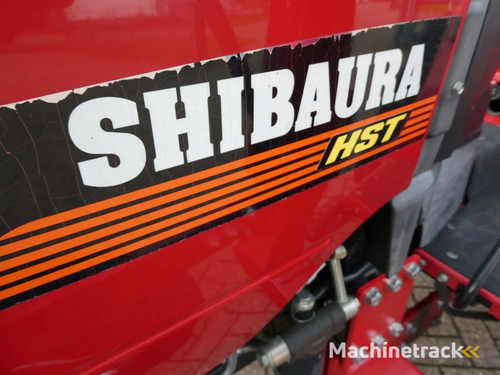 Shibaura ST330 4wd HST / 0266 Draaiuren / Voorlader