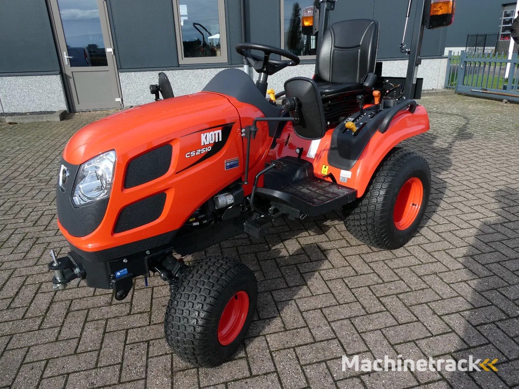 Kioti CS2510 4wd HST / 00001 Draaiuren / Actieprijs