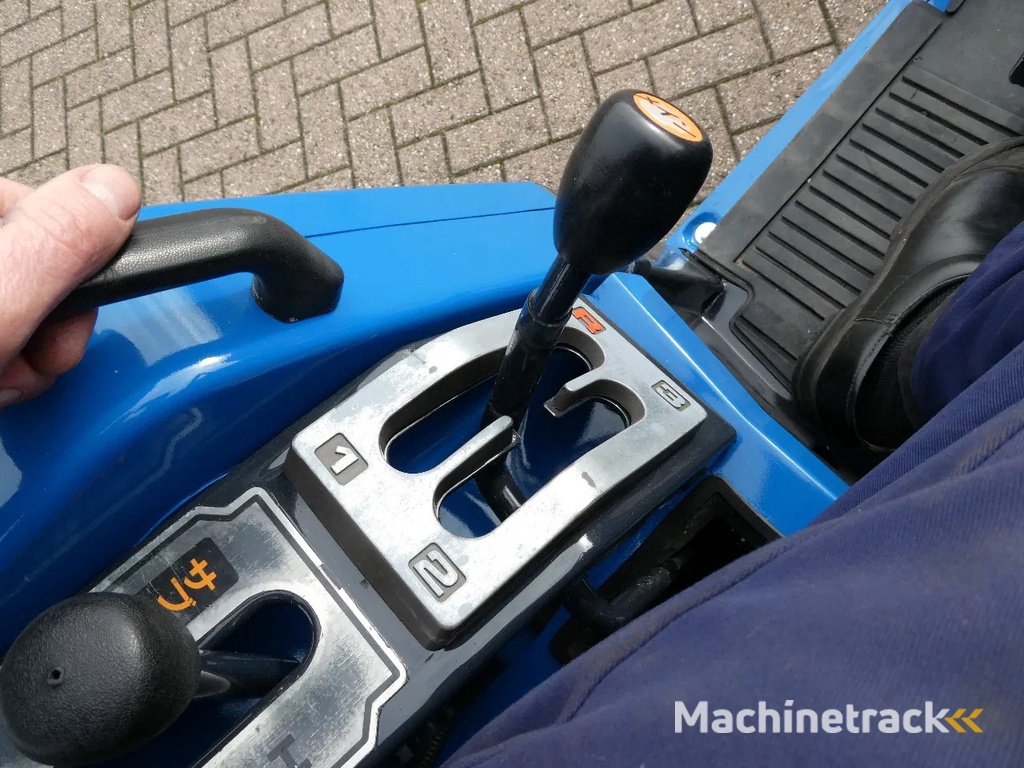 Iseki Landhope TU165 4wd / 1233 Draaiuren / Zijschakeling