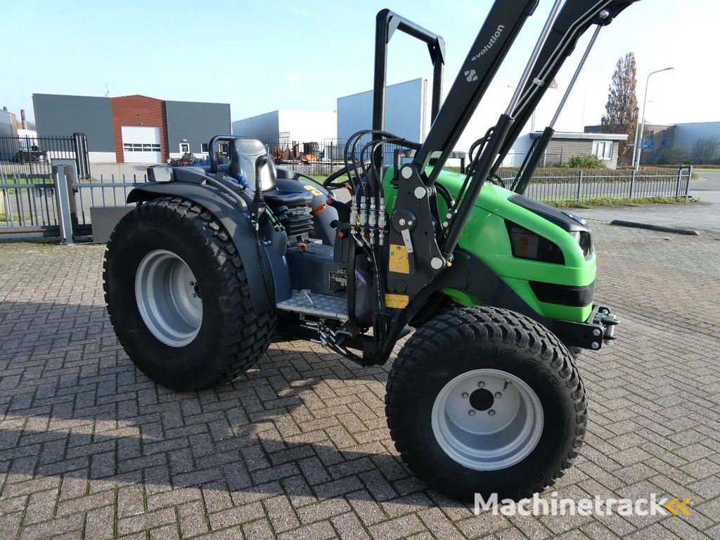 Deutz Agrokid 230 4wd / 02850 Draaiuren / Voorlader