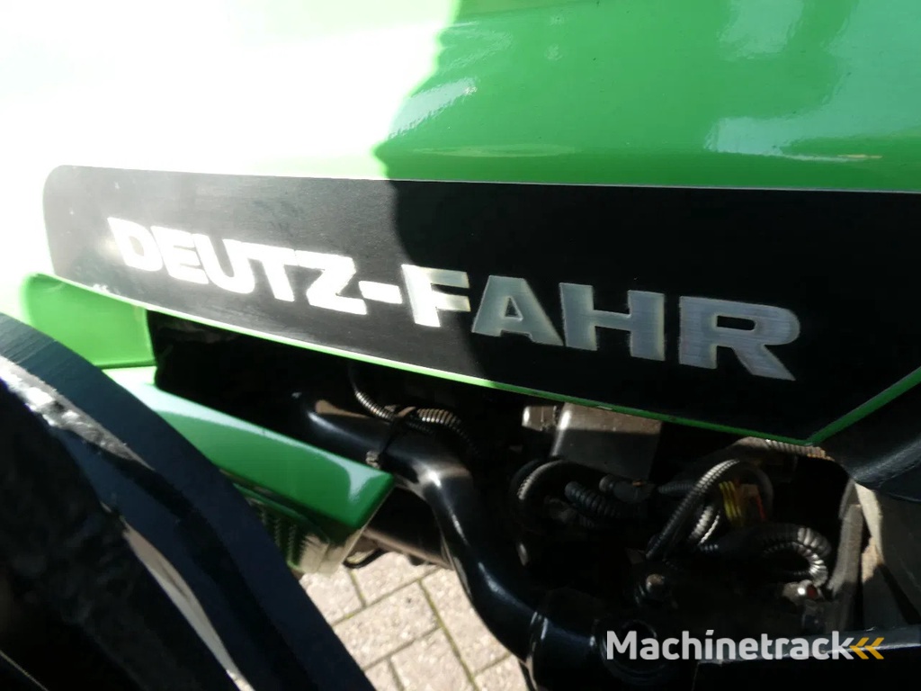 Deutz Agrokid 230 4wd / 02850 Draaiuren / Voorlader