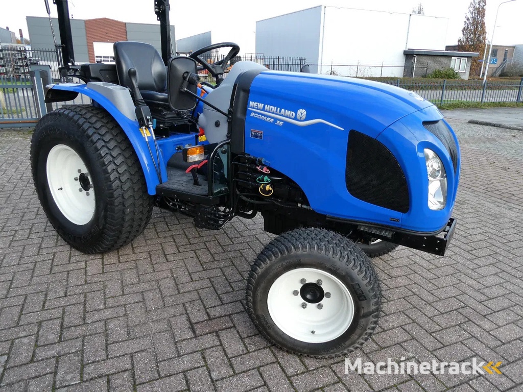 New Holland Boomer 35 4wd HST / 00750 Draaiuren / Automaat