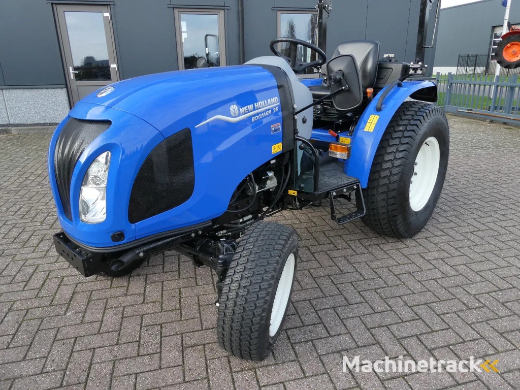 New Holland Boomer 35 4wd HST / 00750 Draaiuren / Automaat