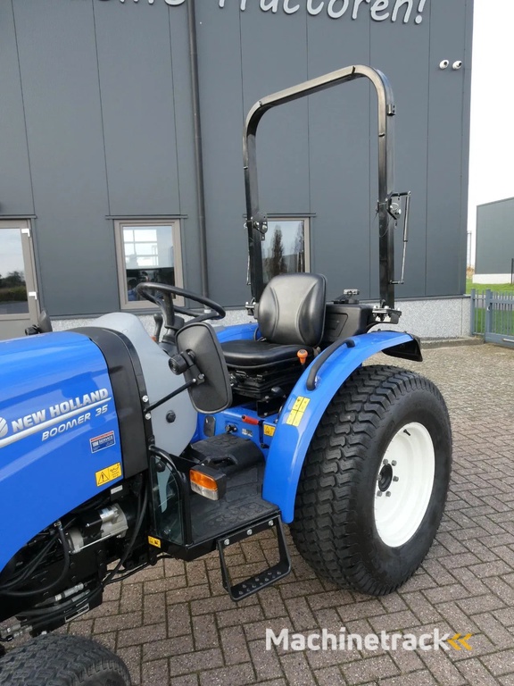 New Holland Boomer 35 4wd HST / 00750 Draaiuren / Automaat