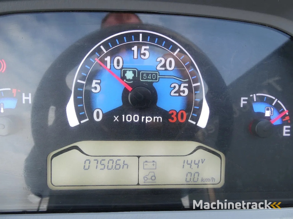 New Holland Boomer 35 4wd HST / 00750 Draaiuren / Automaat