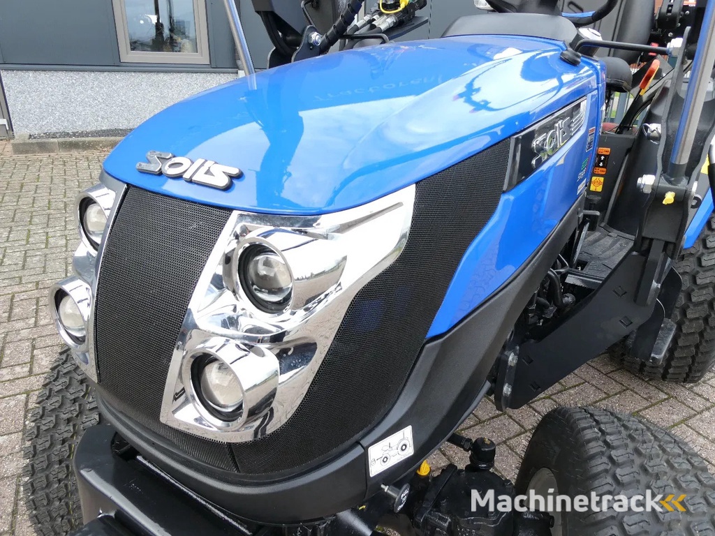 Solis 26 4wd HST / 00003 Draaiuren / Voorlader