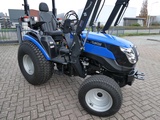 Minituur van Solis 26 4wd HST / 00003 Draaiuren / Voorlader