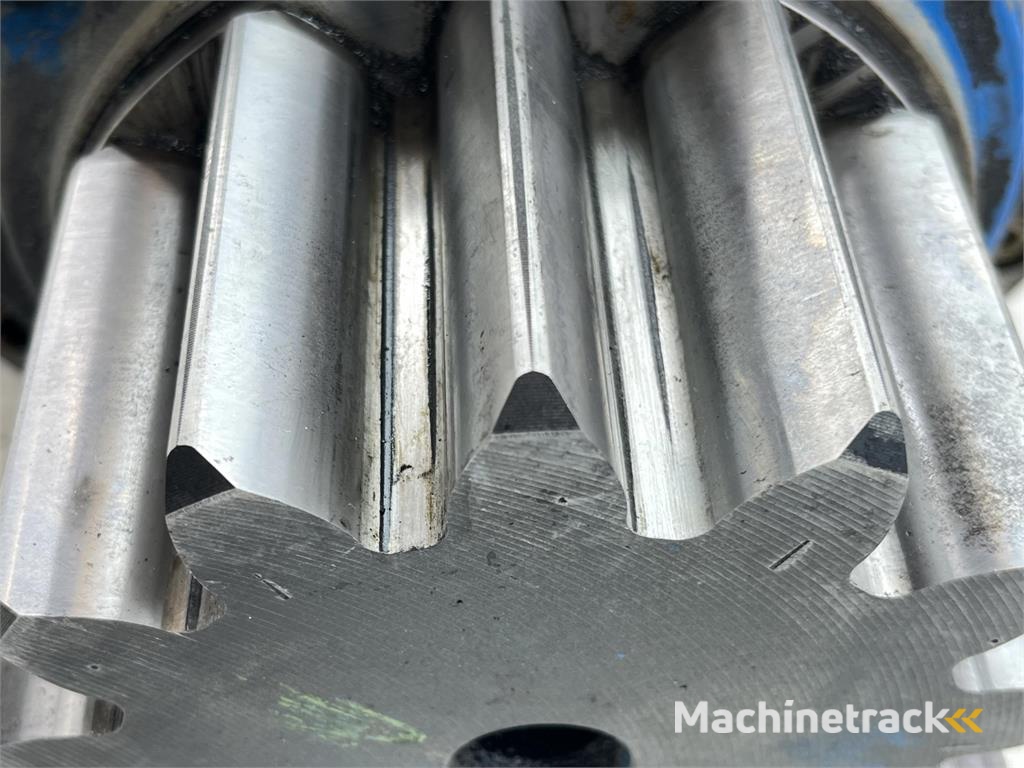Liebherr LTM 1250-6.1 Slewing gear