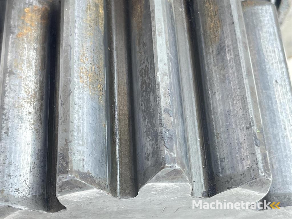 Terex challenger 3160 slewing gear