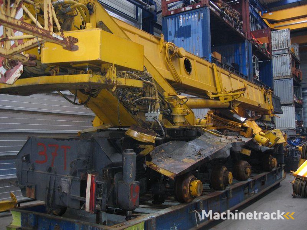 Grove AT 880 for parts