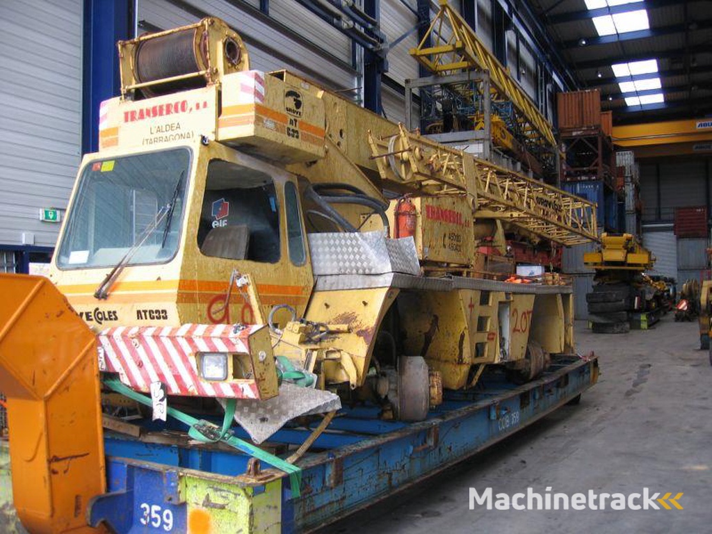 Grove AT 633 for parts