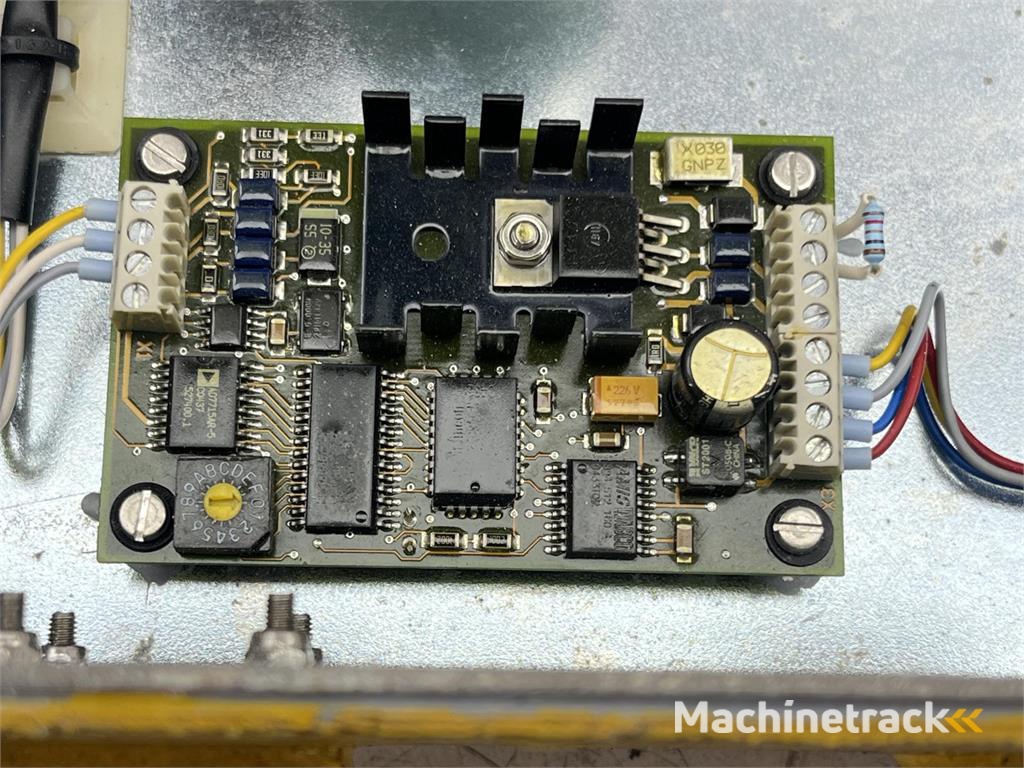 Grove GMK 3055 angular unit