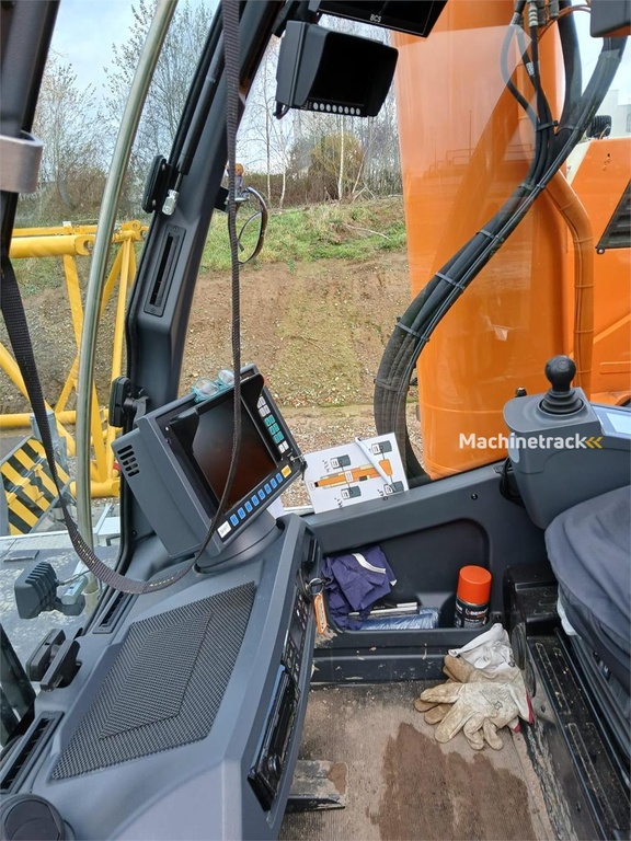 Liebherr LTM 1300-6.3