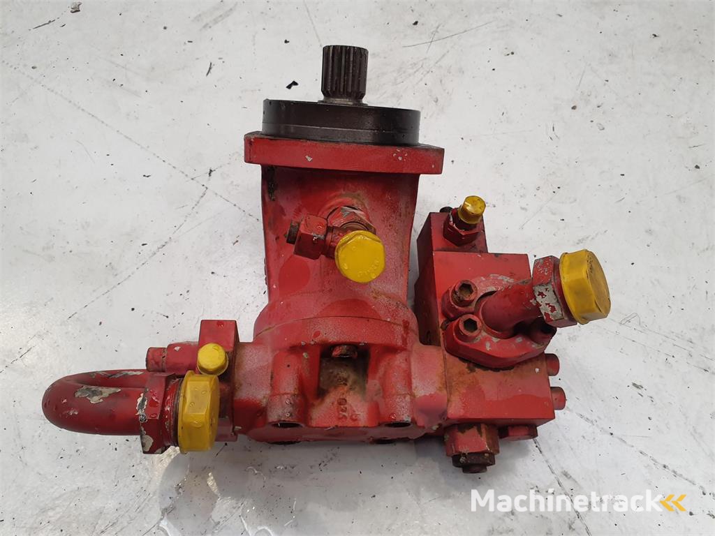 Grove GMK 5100 main hoist