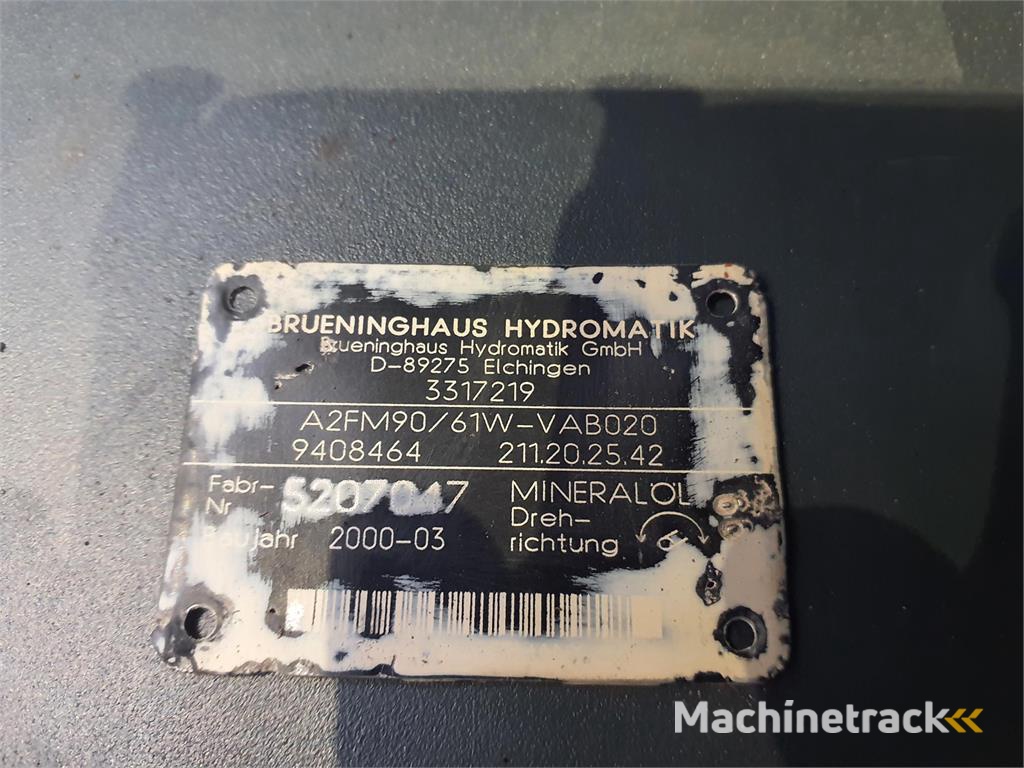 Grove GMK 5100 main hoist