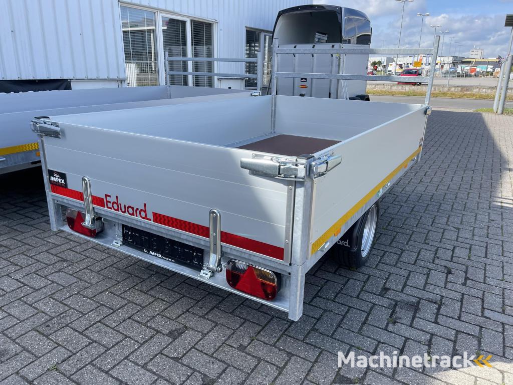 Eduard met oprijplaat 260x150 1800 kg