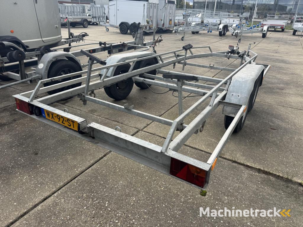 A.B.C. boottrailer 650 cm 1700 kg