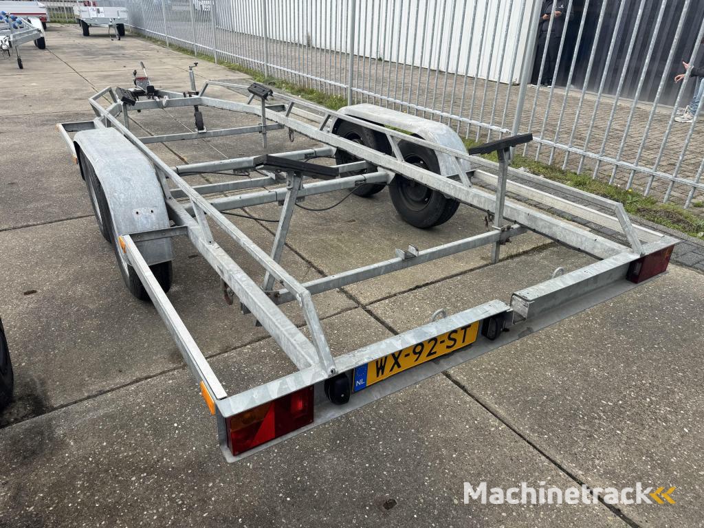 A.B.C. boottrailer 650 cm 1700 kg