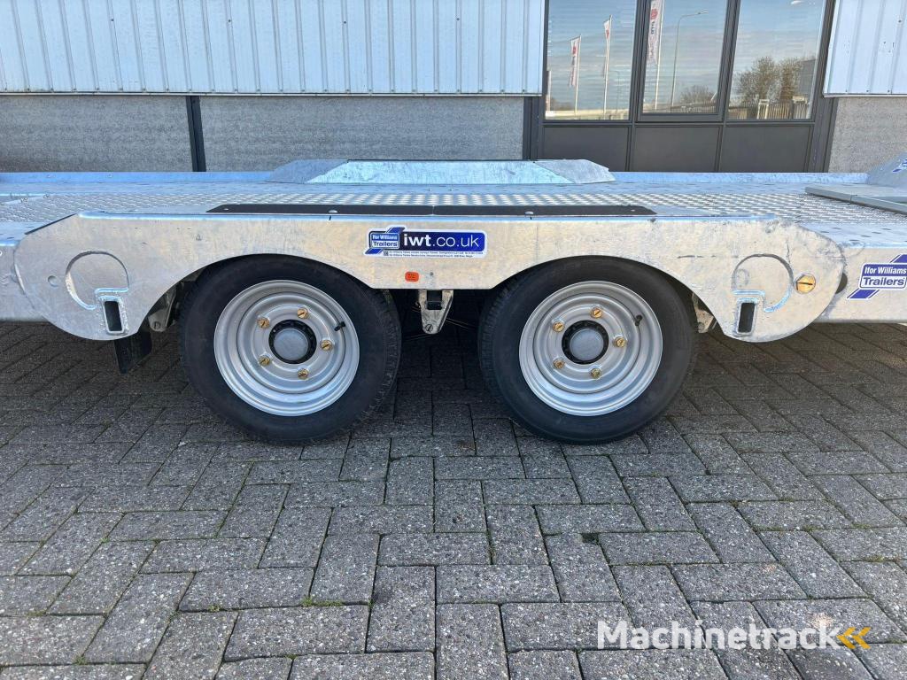 IFOR Williams Trailer CT 177 auto ambulance 510x220 kantelb