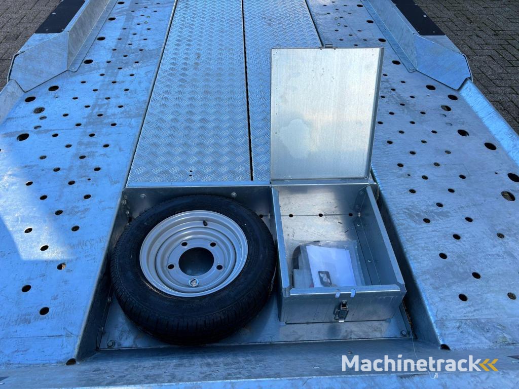 IFOR Williams Trailer CT 177 auto ambulance 510x220 kantelb