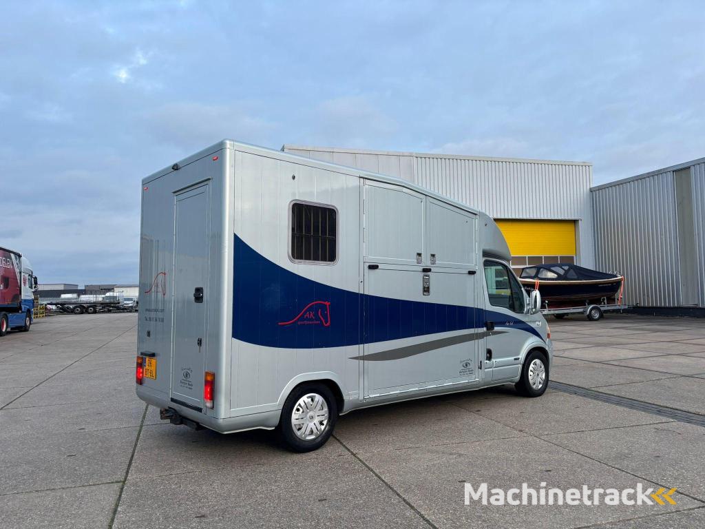 A.B.C. 2-prds Roelofs Renault wagen