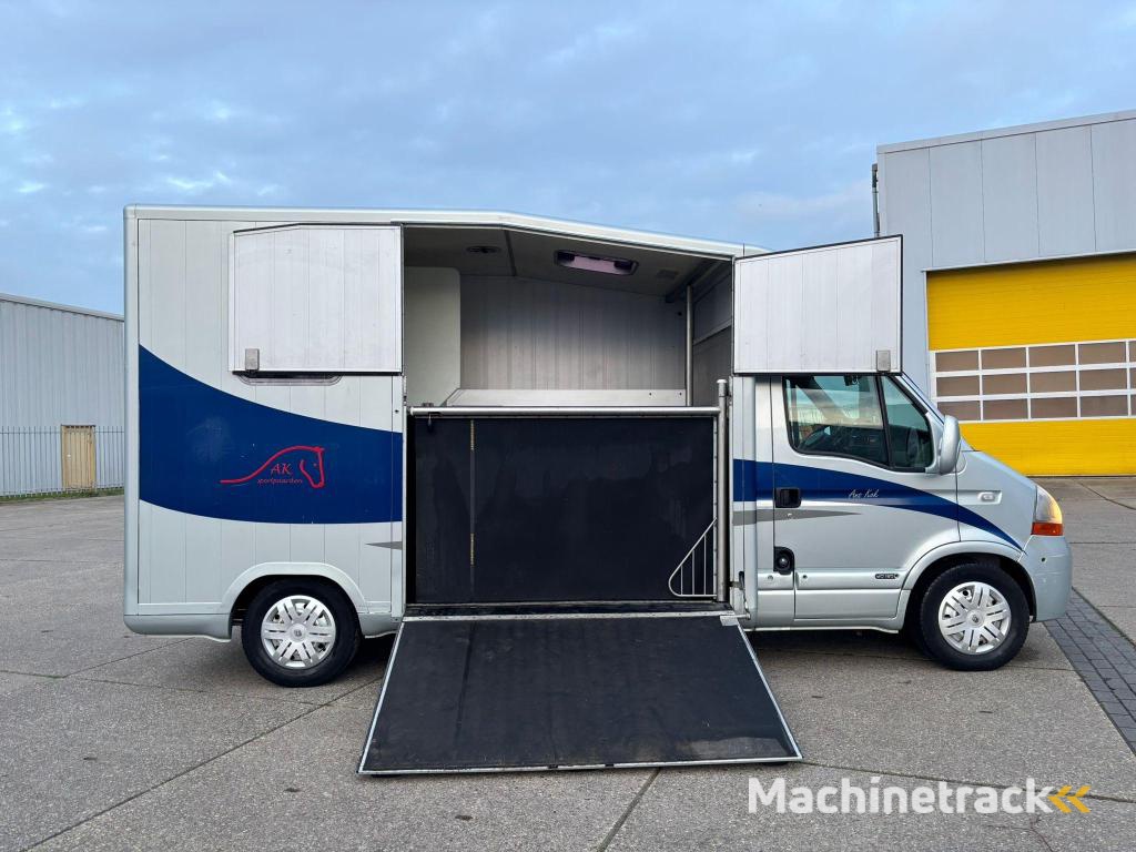 A.B.C. 2-prds Roelofs Renault wagen